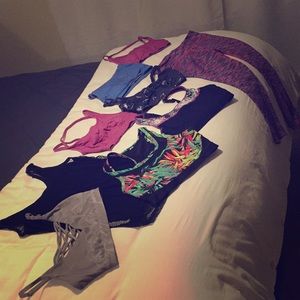 10 Piece Fabletics Workout Set (size s/xs)